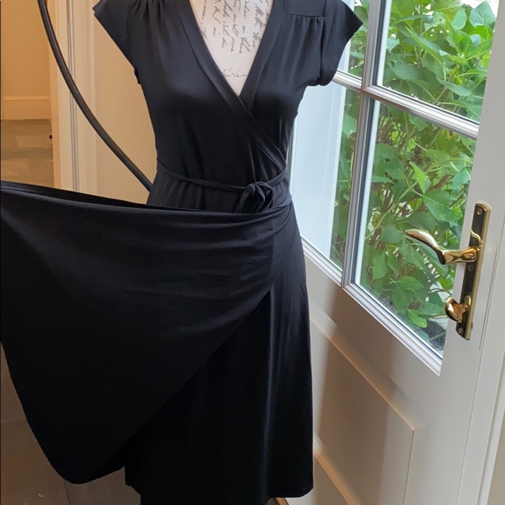 Wrap Dress - Picture 7 of 8
